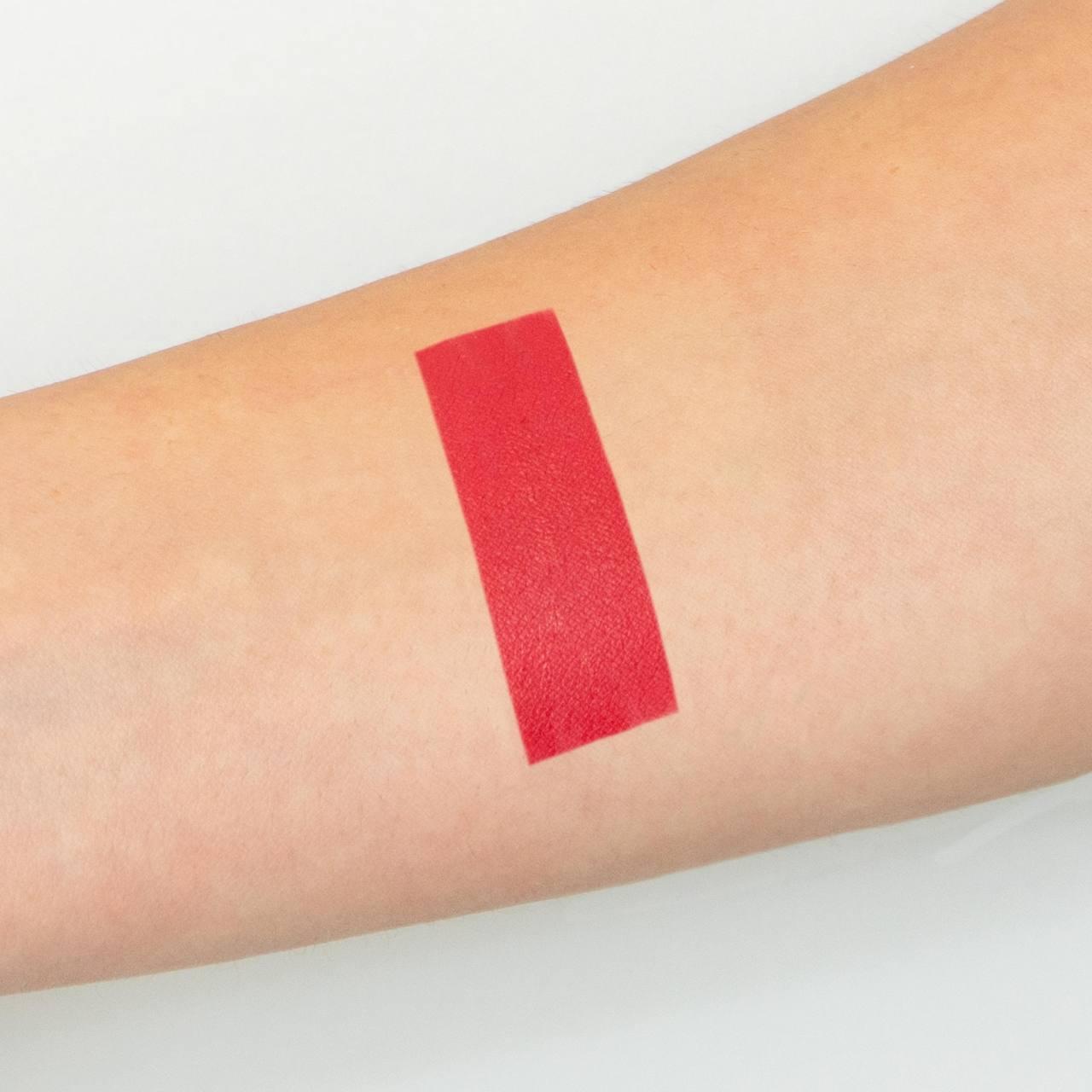 MKLIP38 - Labial Líquido Mate de larga duración - MAGENTA