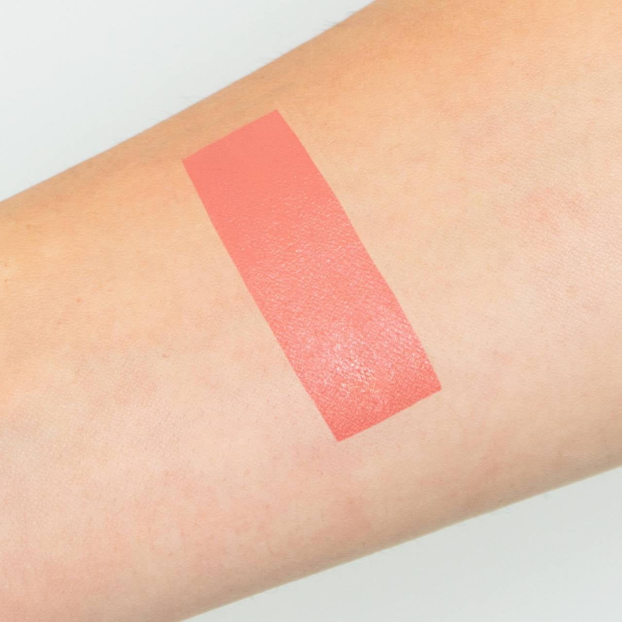 MKLIP51 - Barra de labios líquida Mate – Peach