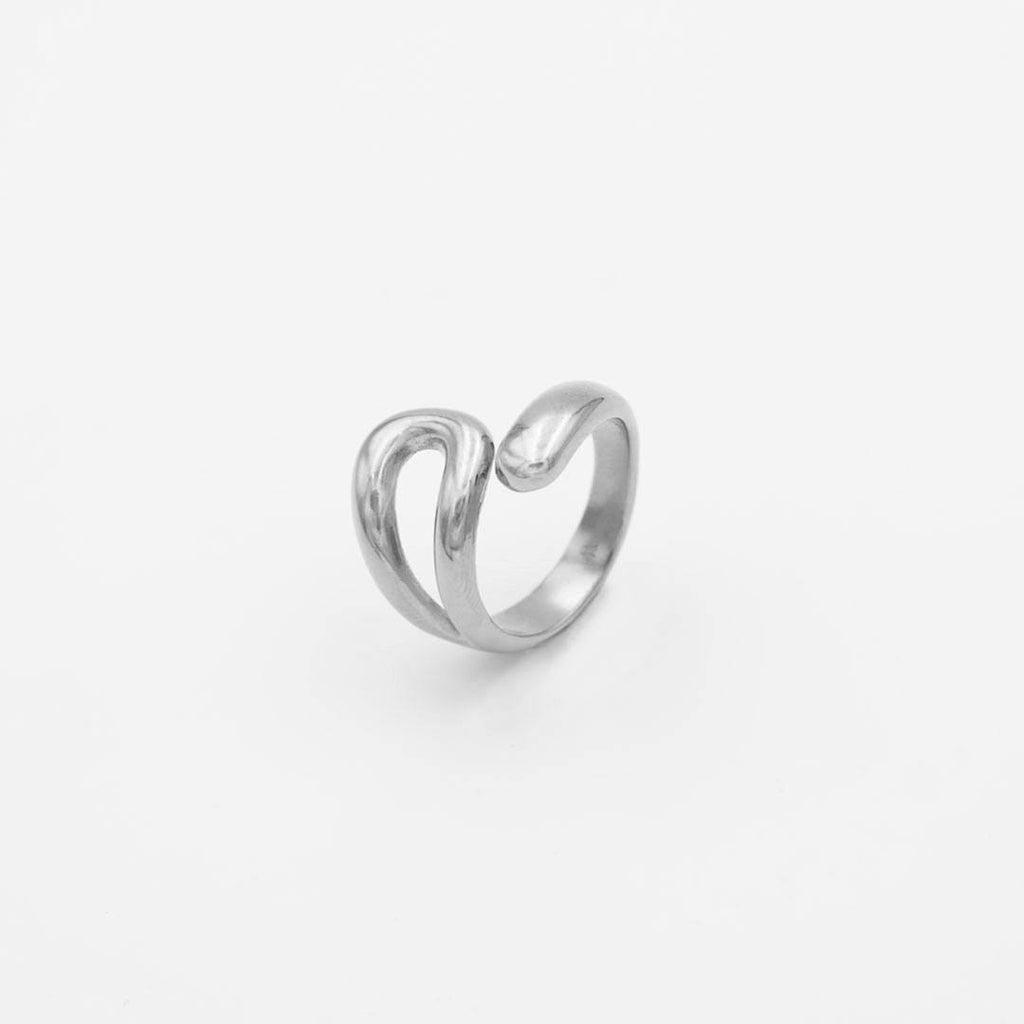 BIGAS095 - Anillo «Modern Hug» de acero inoxidable
